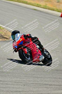 media/Apr-13-2025-TrackXperience (Sun) [[fb1ef998a6]]/Level 1 (Beginner)/Turns 4 and 6 (Session 4)/